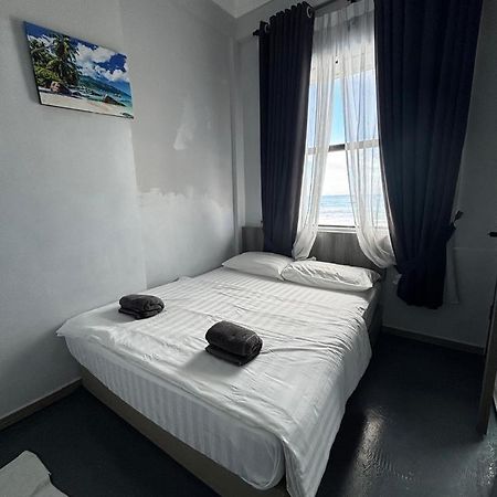The Room Inn - Pasir Panjang Kampung Kuala Besut Dış mekan fotoğraf