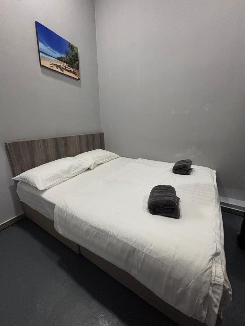 The Room Inn - Pasir Panjang Kampung Kuala Besut Dış mekan fotoğraf